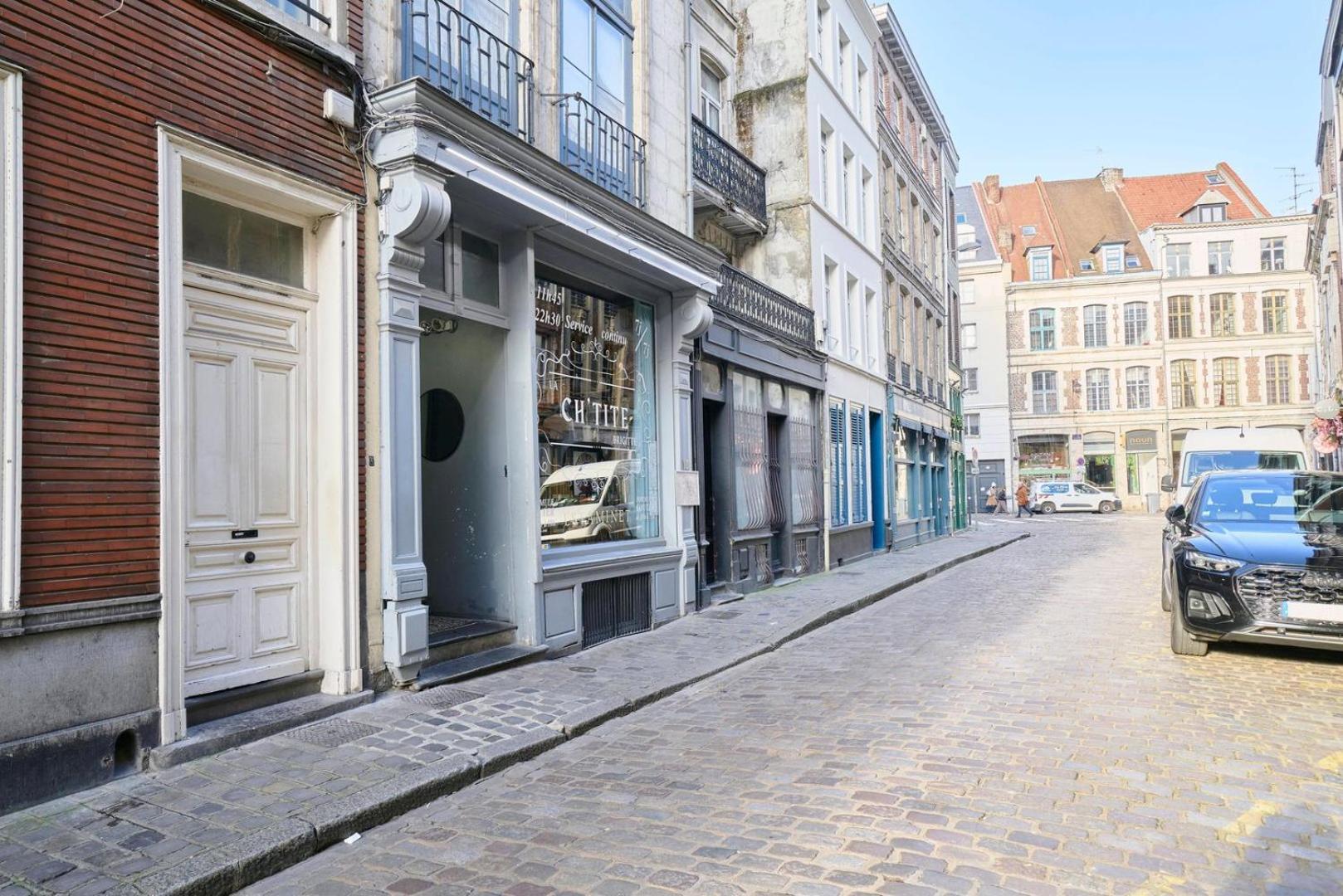 Apartment With Parking In The Heart Of Old Lille Luaran gambar